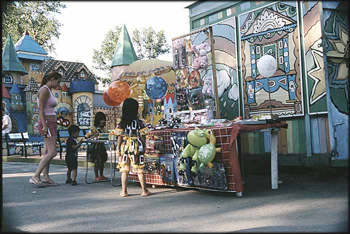 Spielzeug